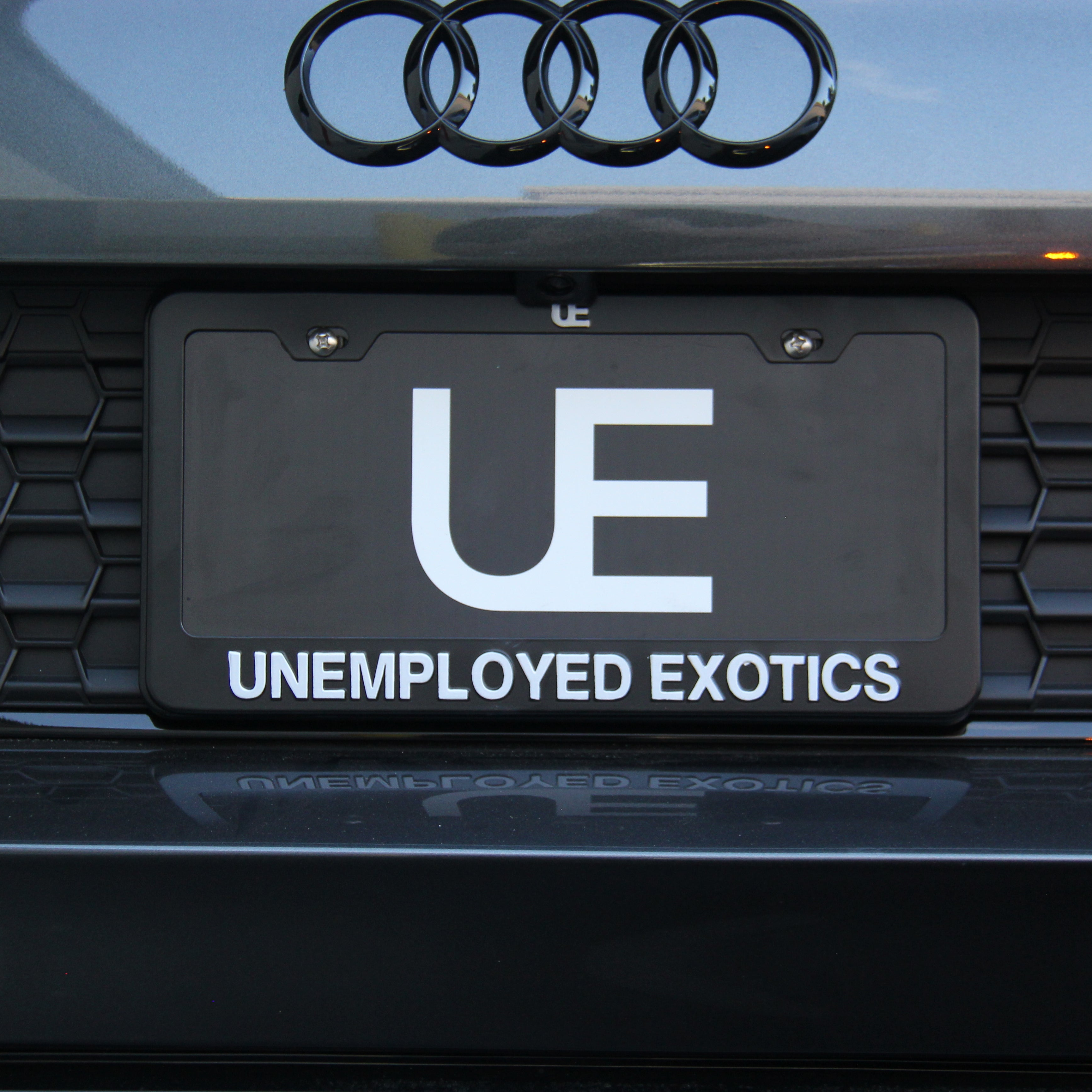 UE Plate Frame